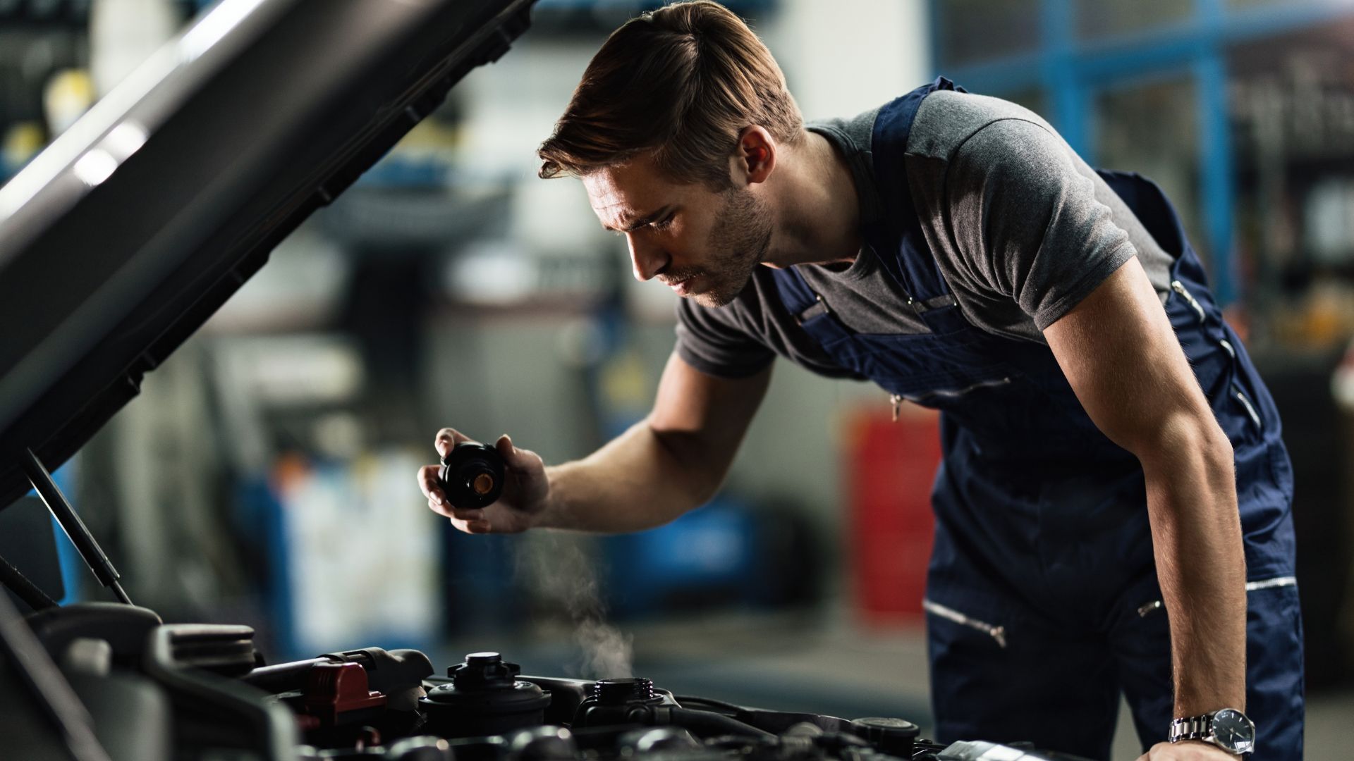 Why Does the Inside of My Car Smell Like Coolant? Warning Signs You Shouldn't Ignore